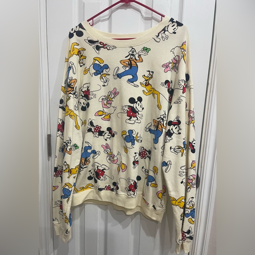 Disney Mickey & Friends Allover Graphic Print Pullover Sweatshirt women XXL (19)